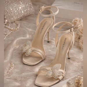 Mach & Mach Crystal Bow Satin Heels Cream Size 8 | Made in Italy | Retail $995